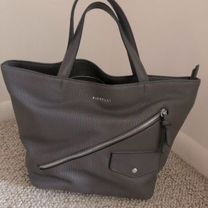 New Ladies Fiorelli Gray Shoulder bag - Leather look. Zip closure. Fully lined.